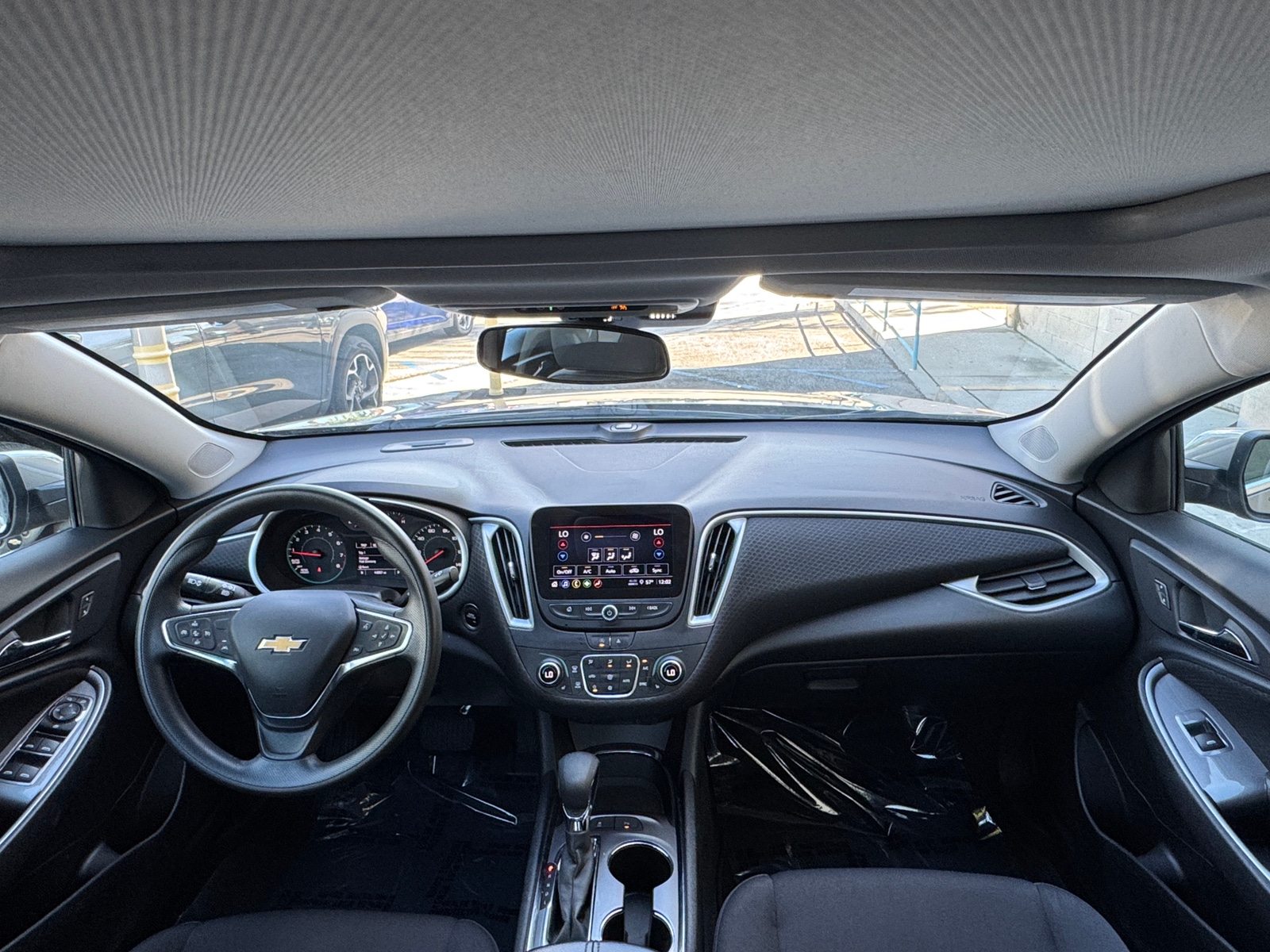 Thumbnail: 2024 Chevrolet Malibu - 3