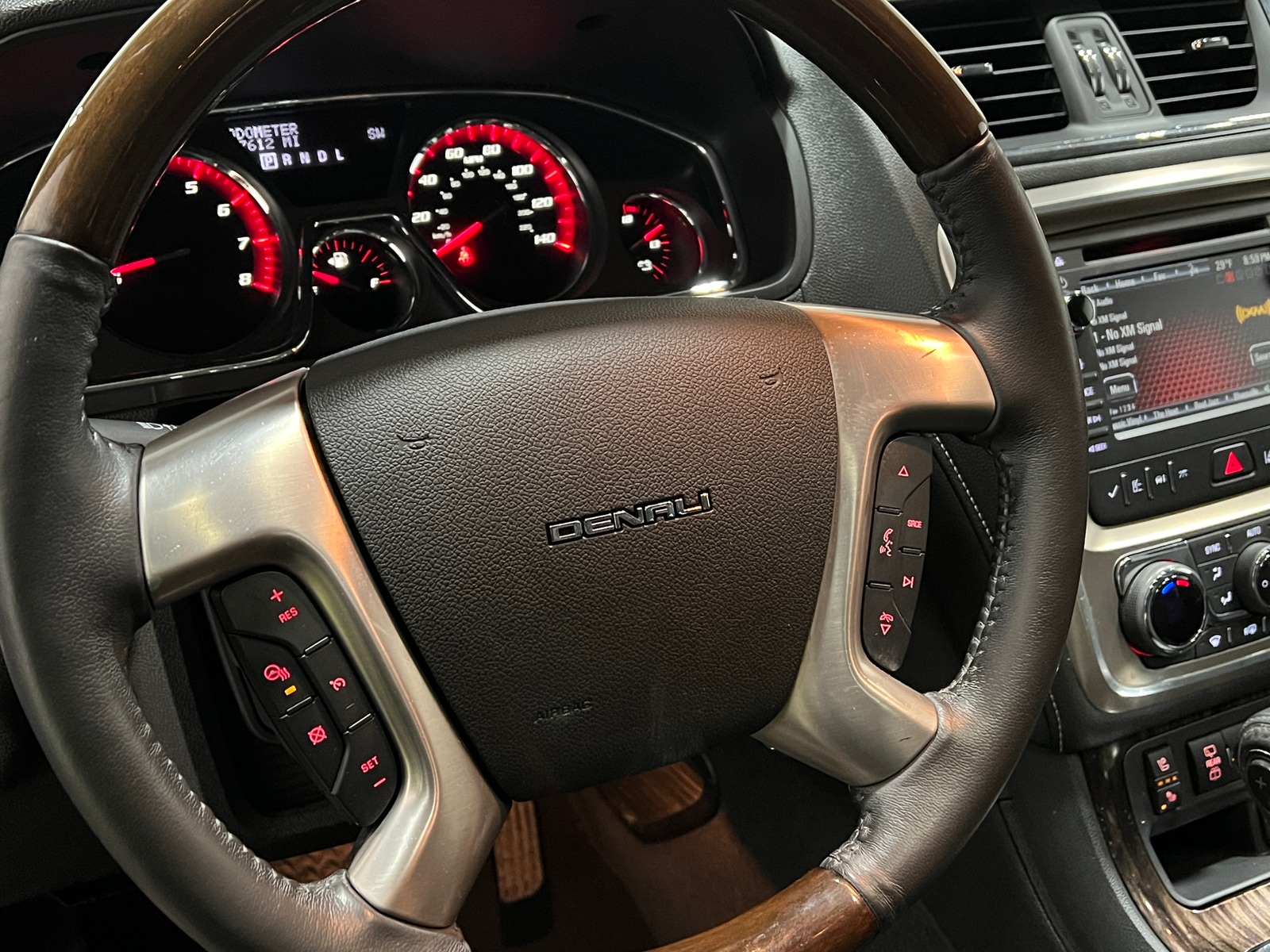 Thumbnail: 2015 GMC Acadia - 4