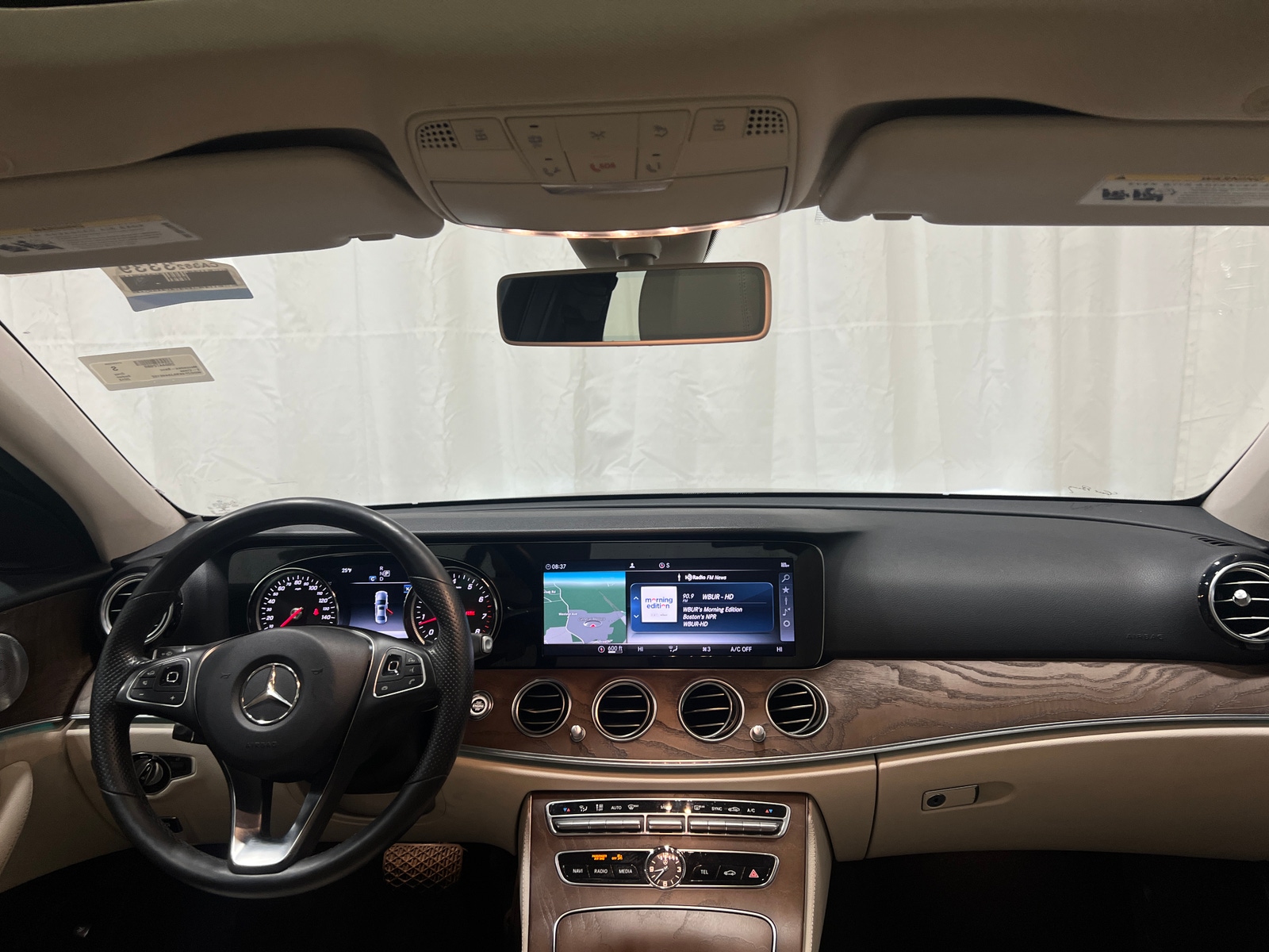 Thumbnail: 2018 Mercedes-Benz E-Class - 2