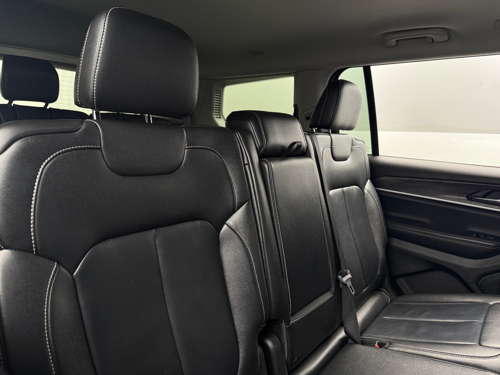 Thumbnail: 2023 Jeep Grand Cherokee L - 5