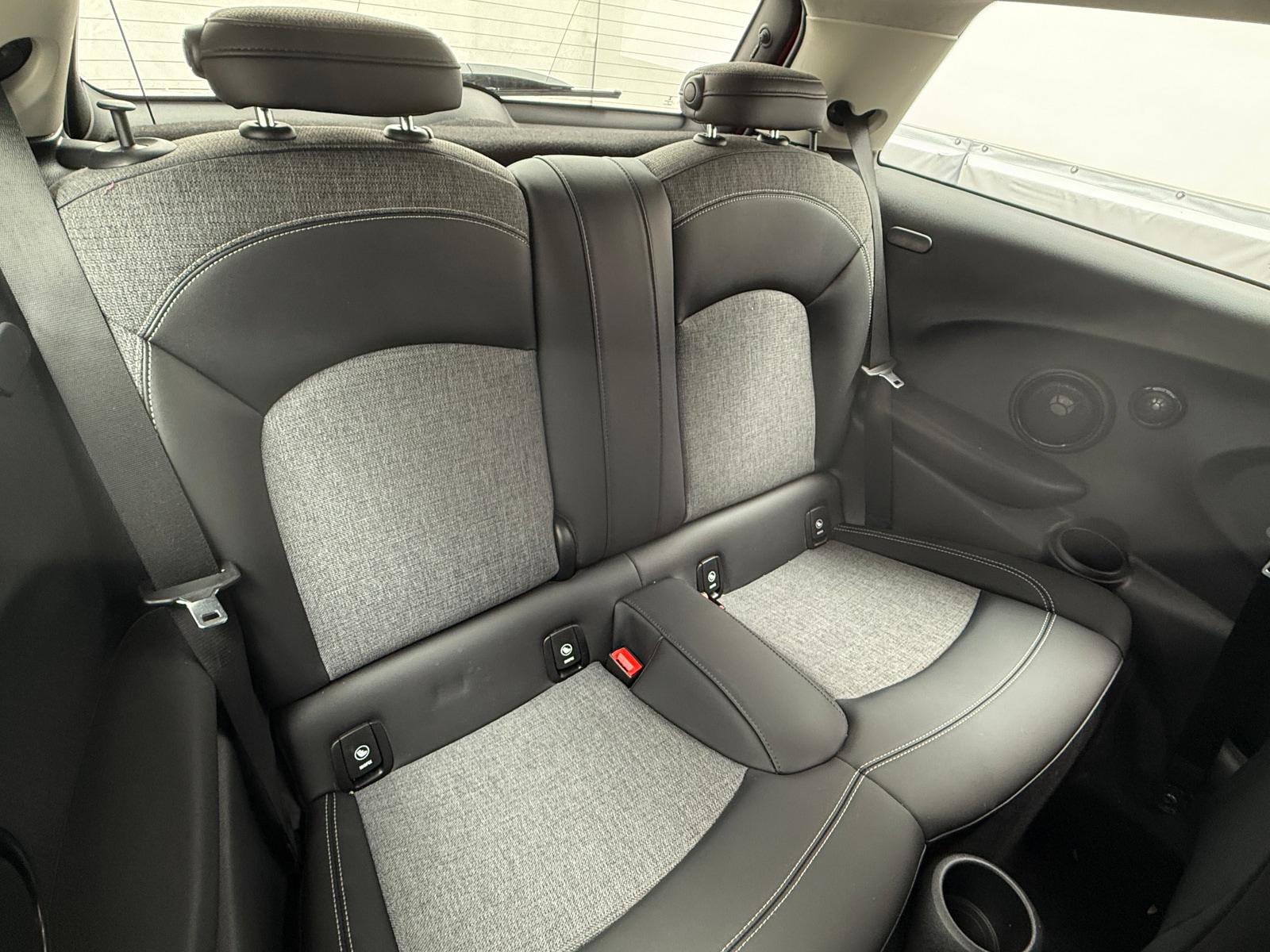 Thumbnail: 2023 MINI Cooper Hardtop - 6