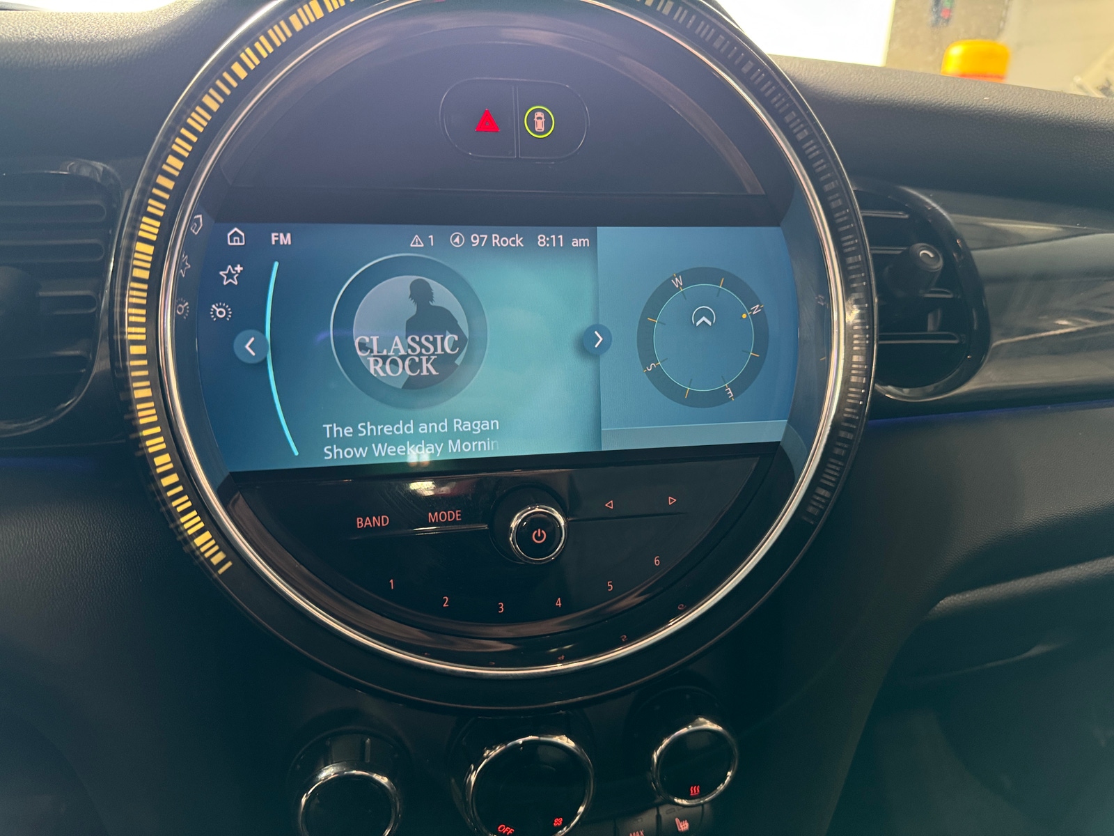 Thumbnail: 2023 MINI Cooper Hardtop - 4