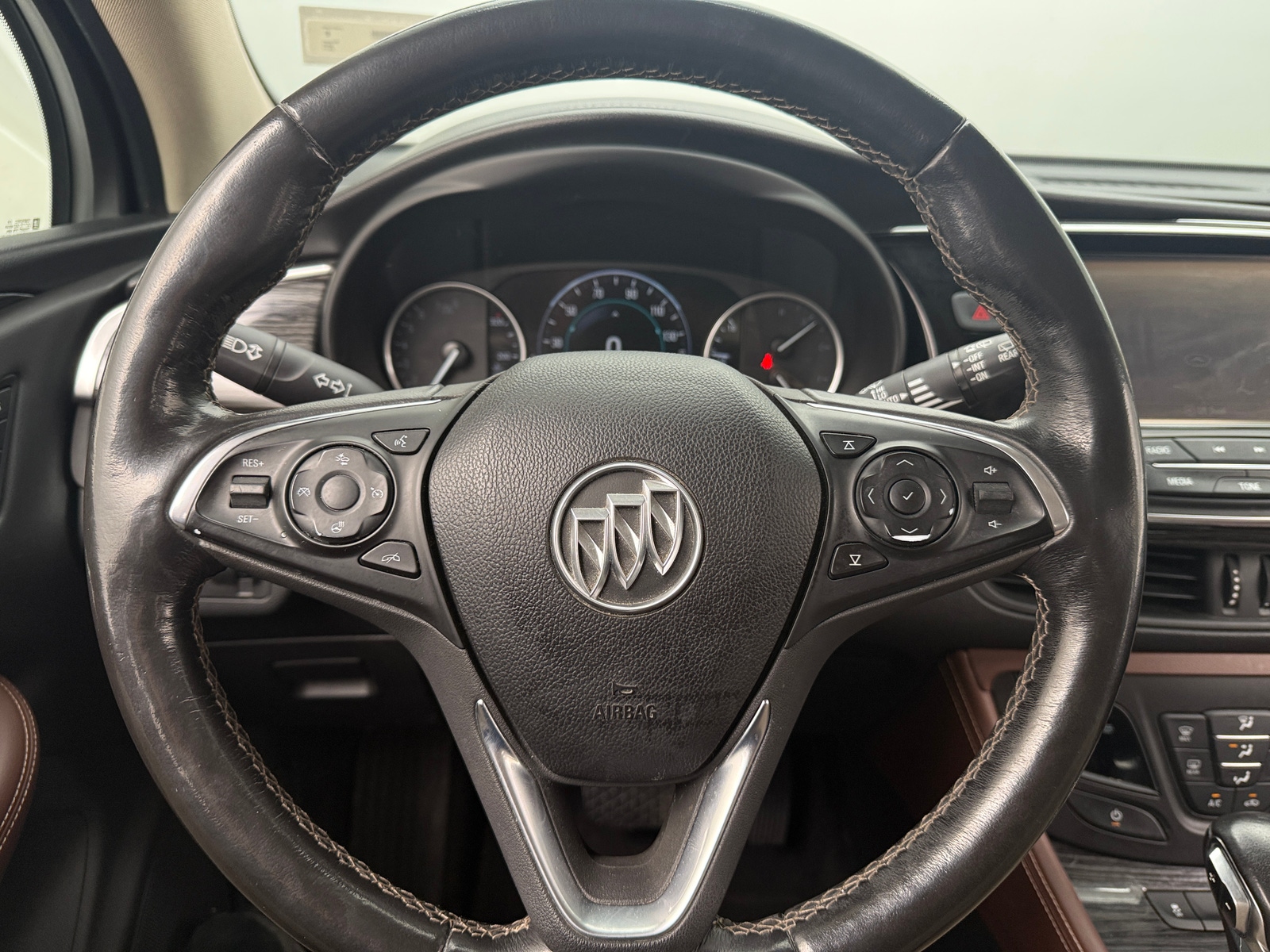 Thumbnail: 2017 Buick Envision - 4