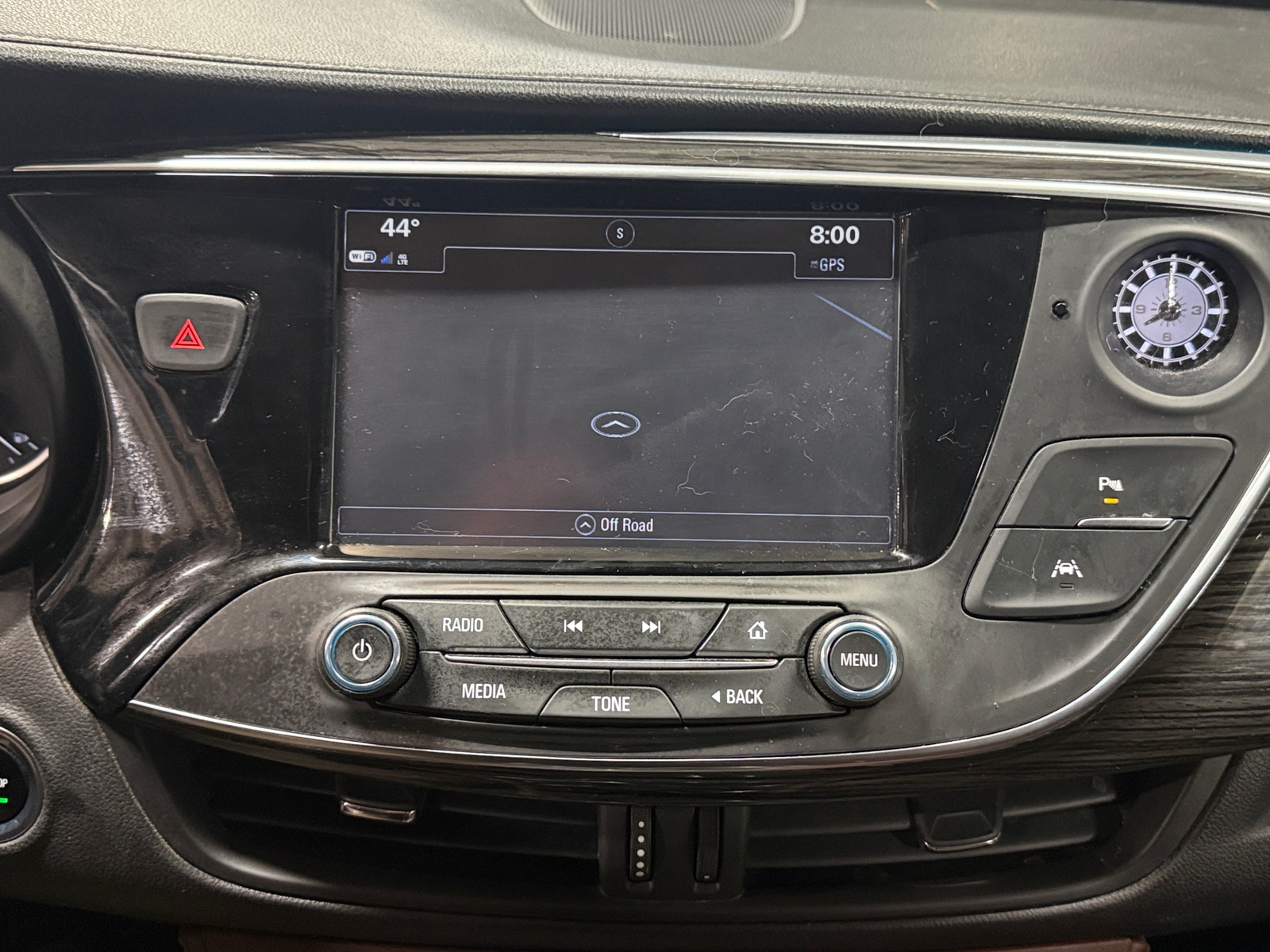 Thumbnail: 2017 Buick Envision - 3