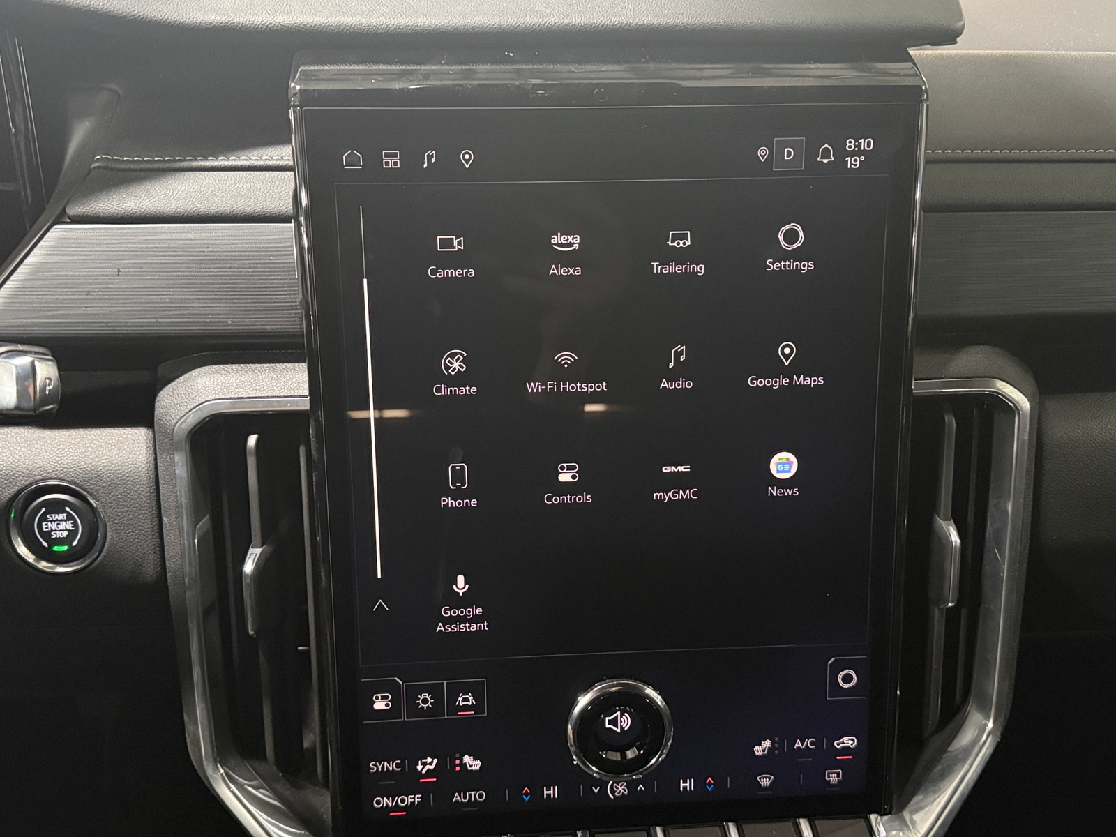 Thumbnail: 2025 GMC Acadia - 4