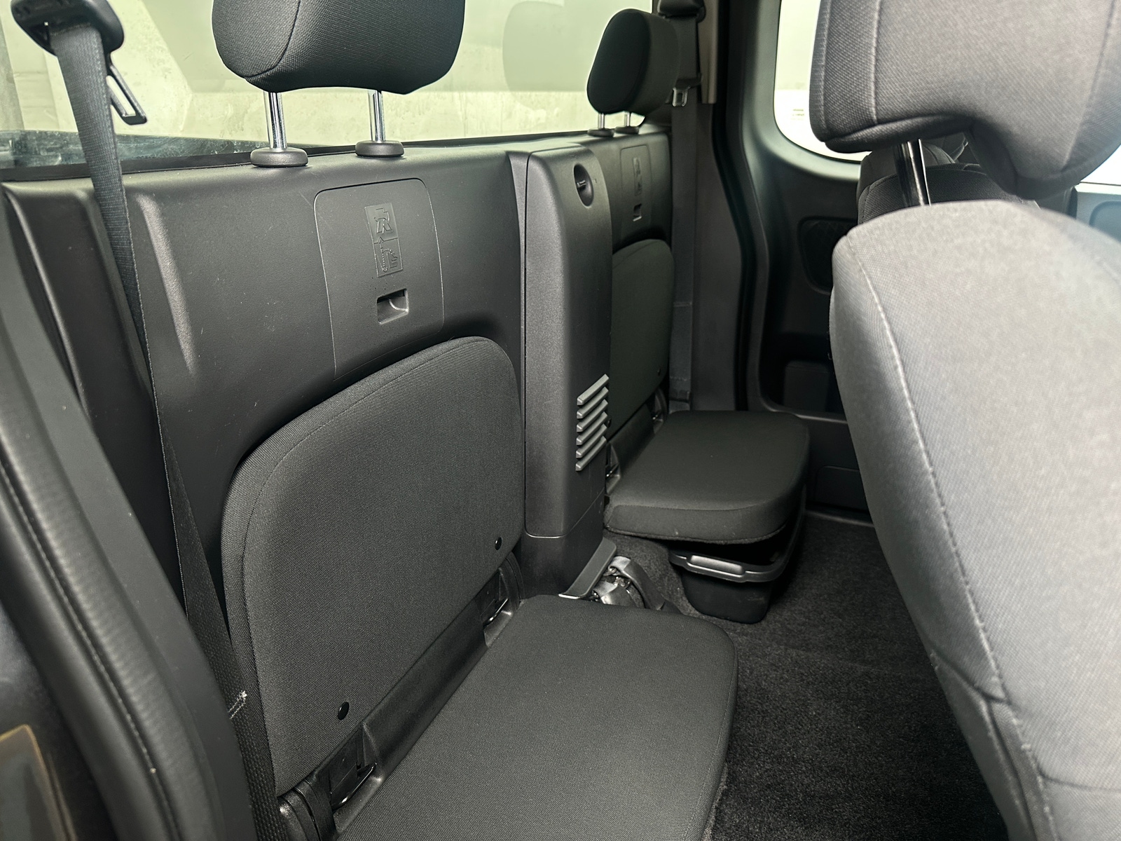 Thumbnail: 2023 Nissan Frontier - 6