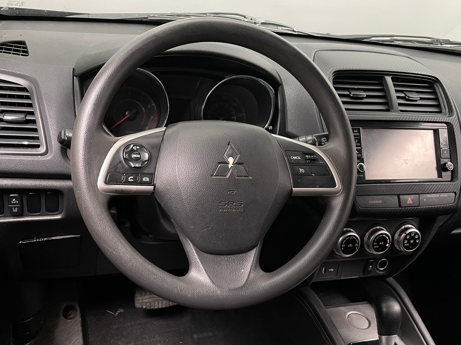 Thumbnail: 2021 Mitsubishi Outlander Sport - 5