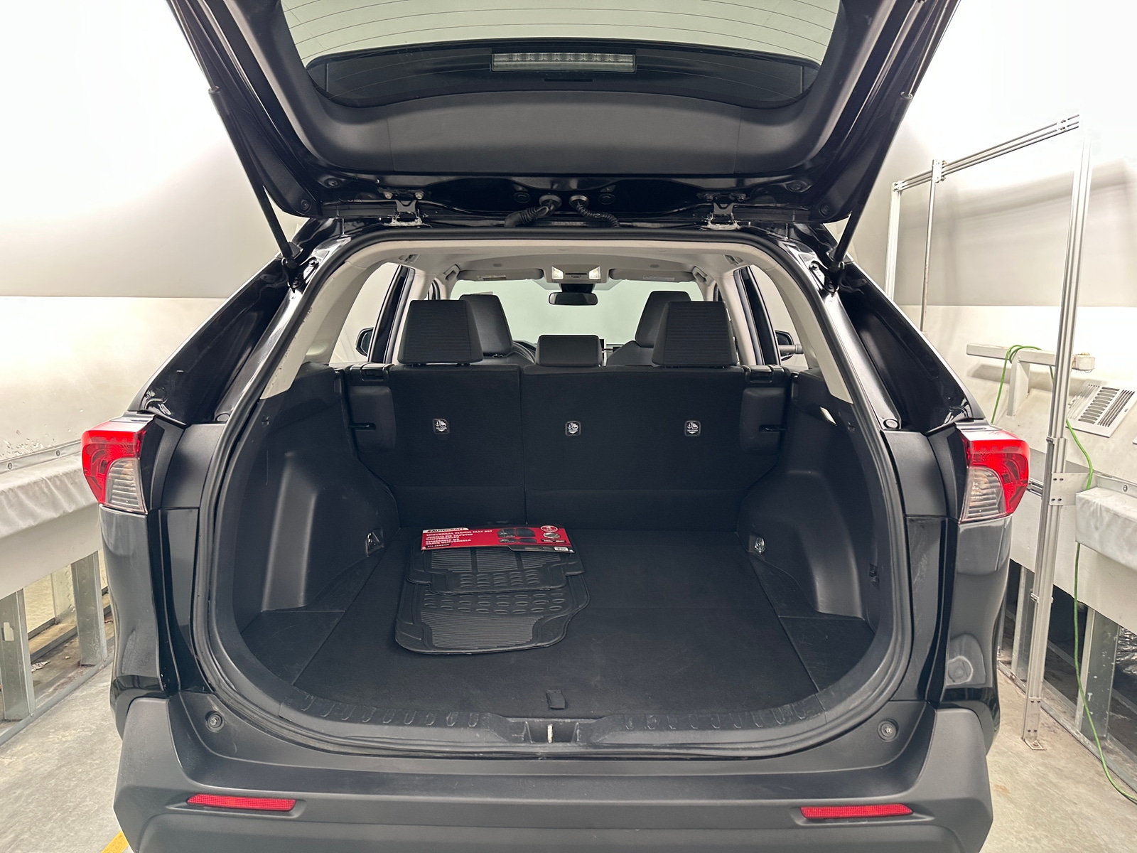 Thumbnail: 2024 Toyota RAV4 - 7