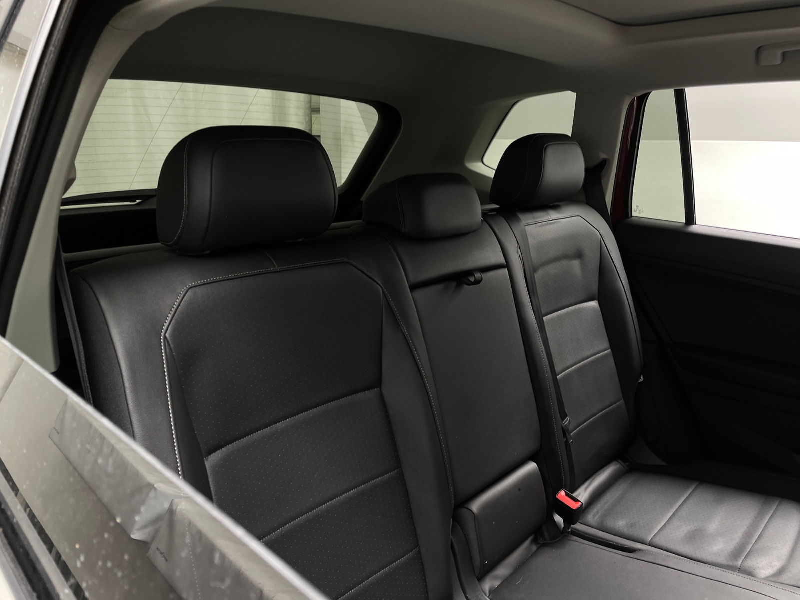 Thumbnail: 2018 Volkswagen Tiguan - 5