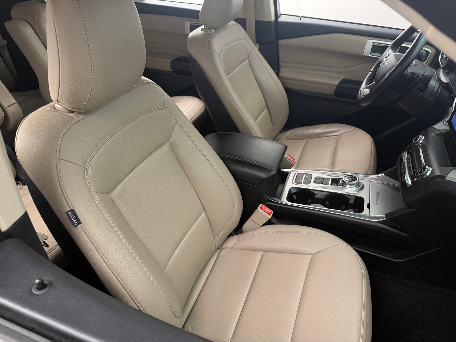 Thumbnail: 2020 Ford Explorer - 2