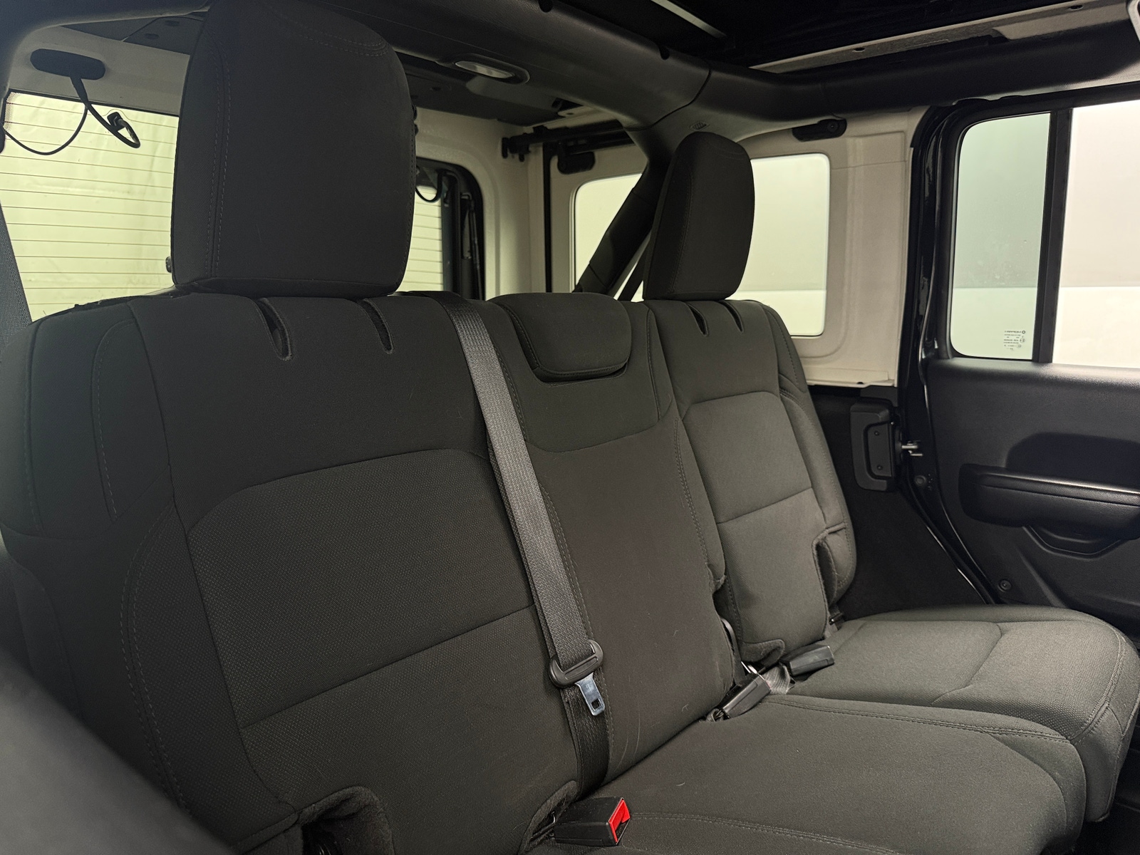 Thumbnail: 2021 Jeep Wrangler - 6