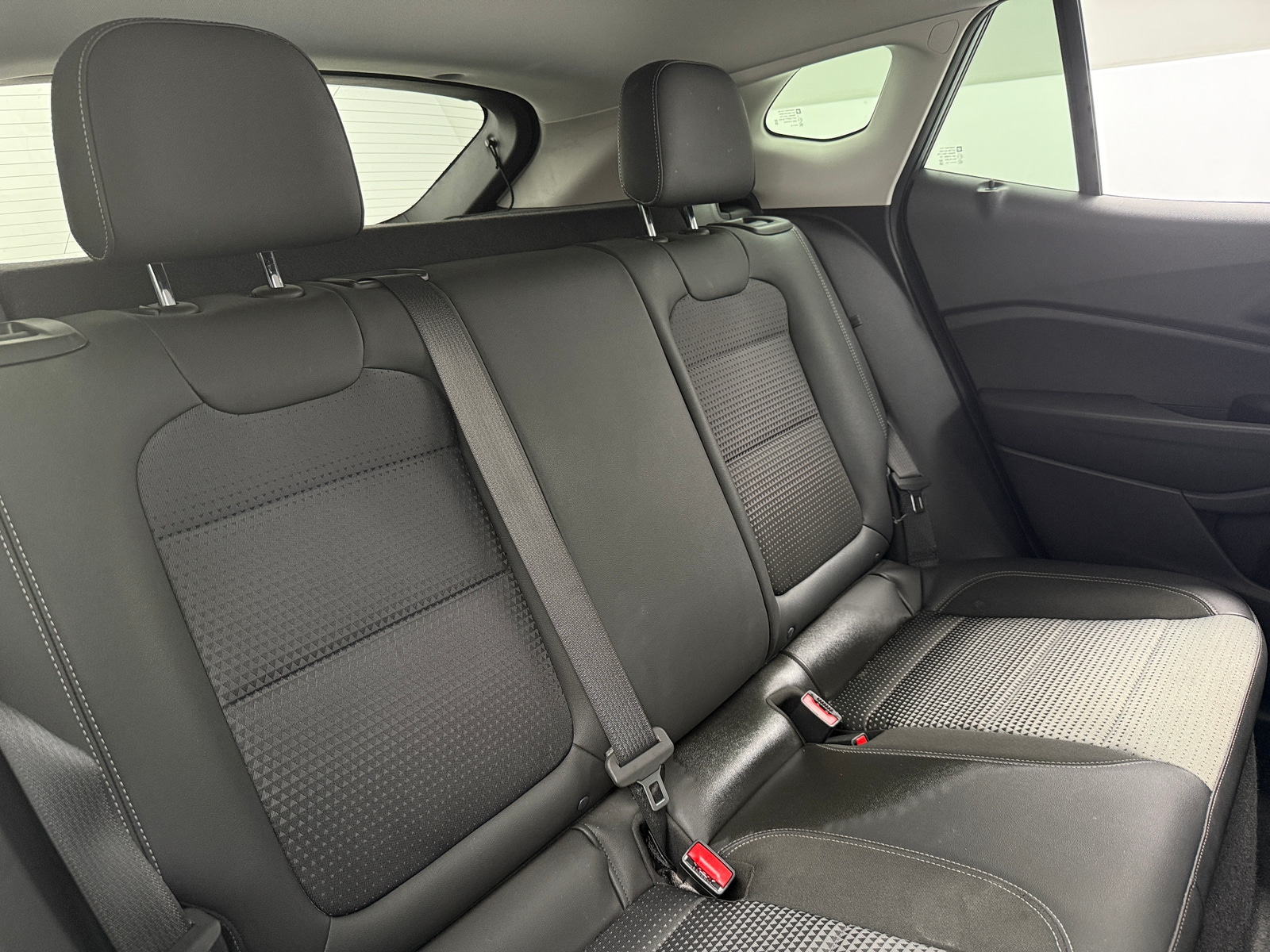 Thumbnail: 2025 Chevrolet Trax - 6