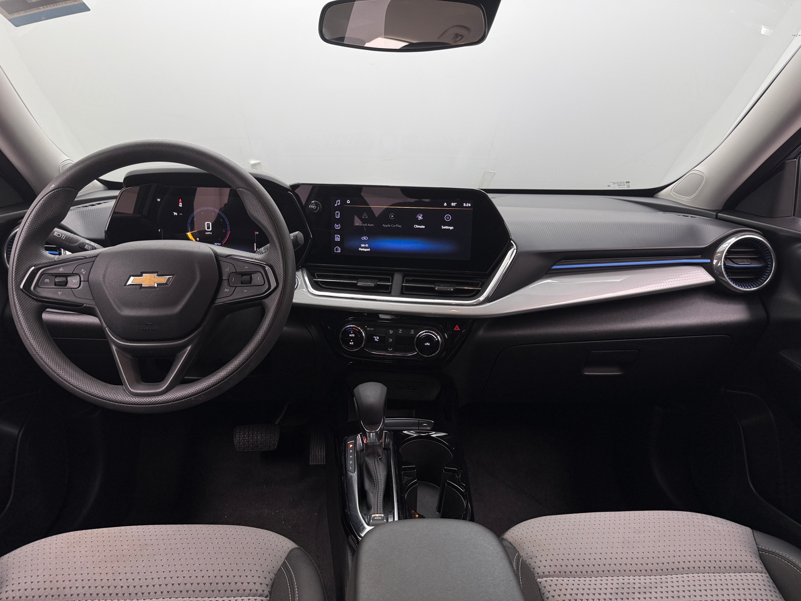 Thumbnail: 2025 Chevrolet Trax - 3
