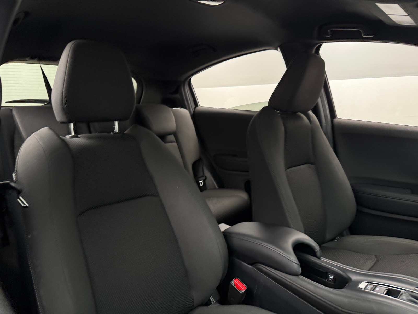 Thumbnail: 2022 Honda HR-V - 2