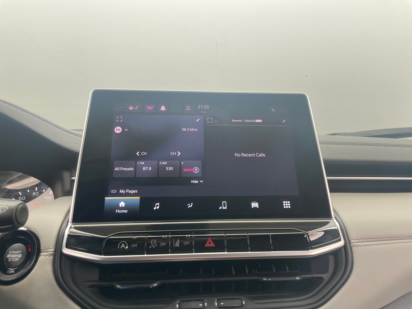 Thumbnail: 2022 Jeep Compass - 3