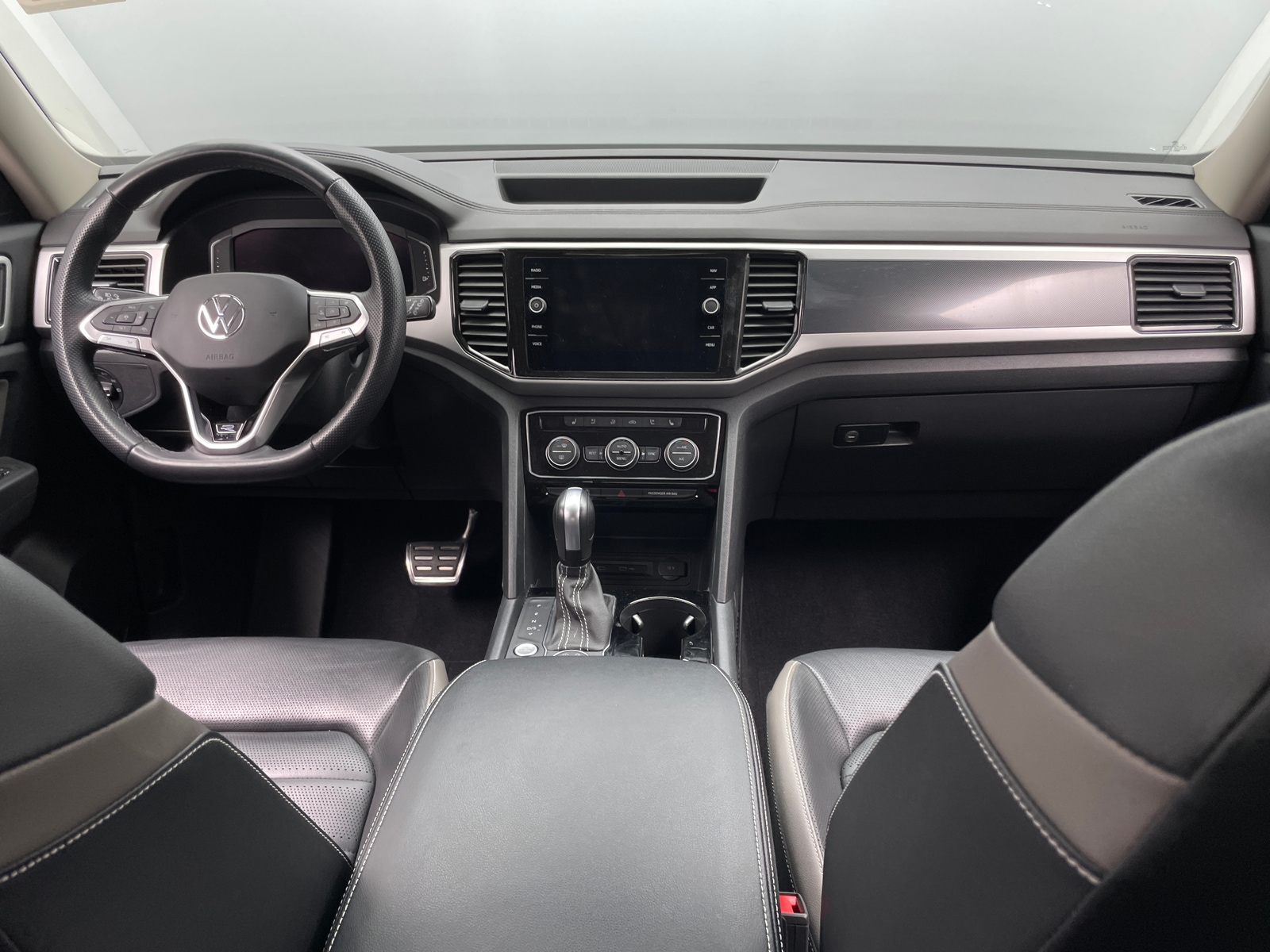 Thumbnail: 2023 Volkswagen Atlas - 2