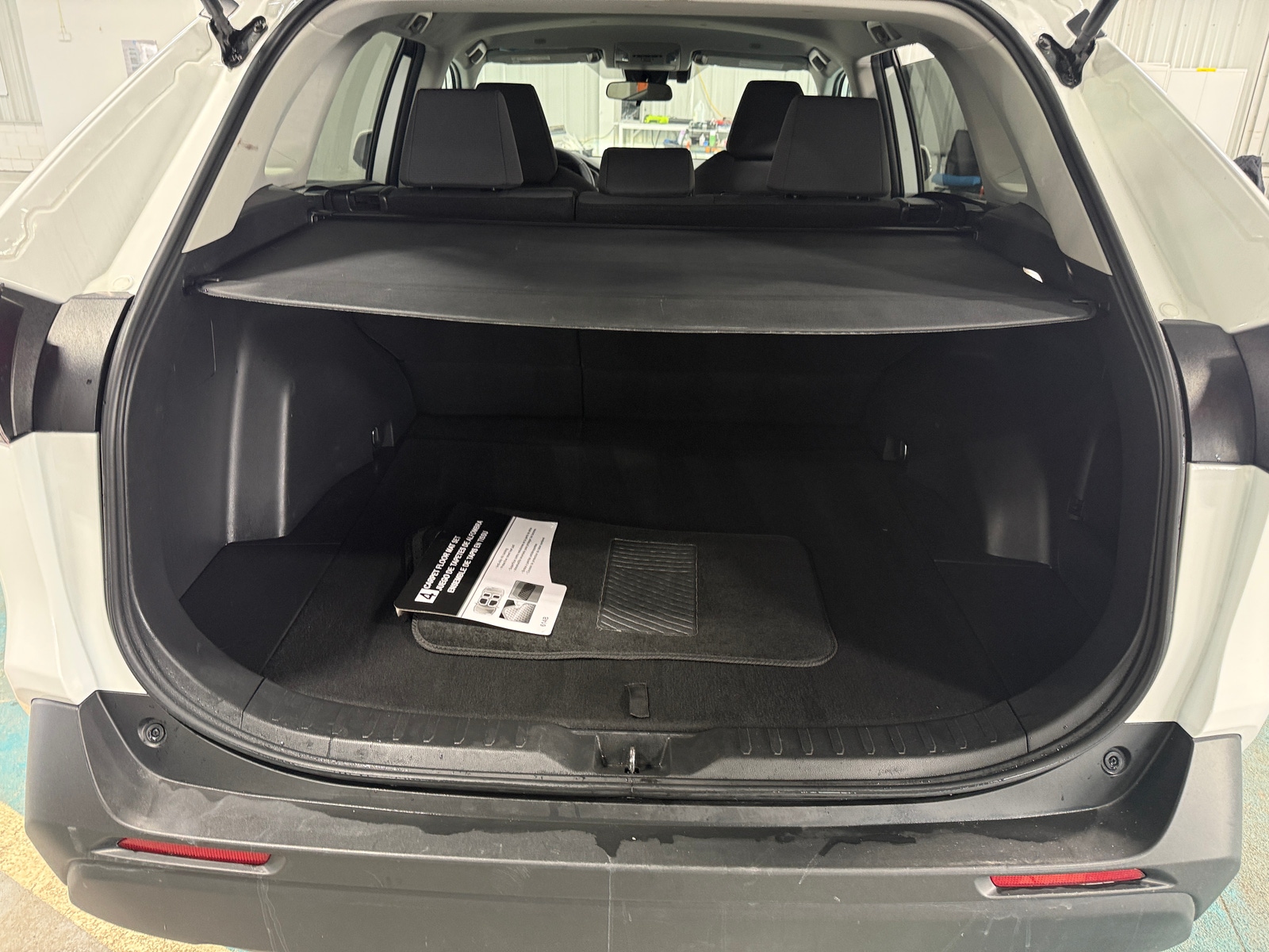 Thumbnail: 2025 Toyota RAV4 - 7