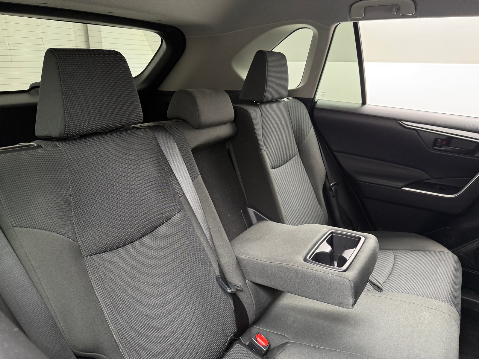 Thumbnail: 2025 Toyota RAV4 - 6