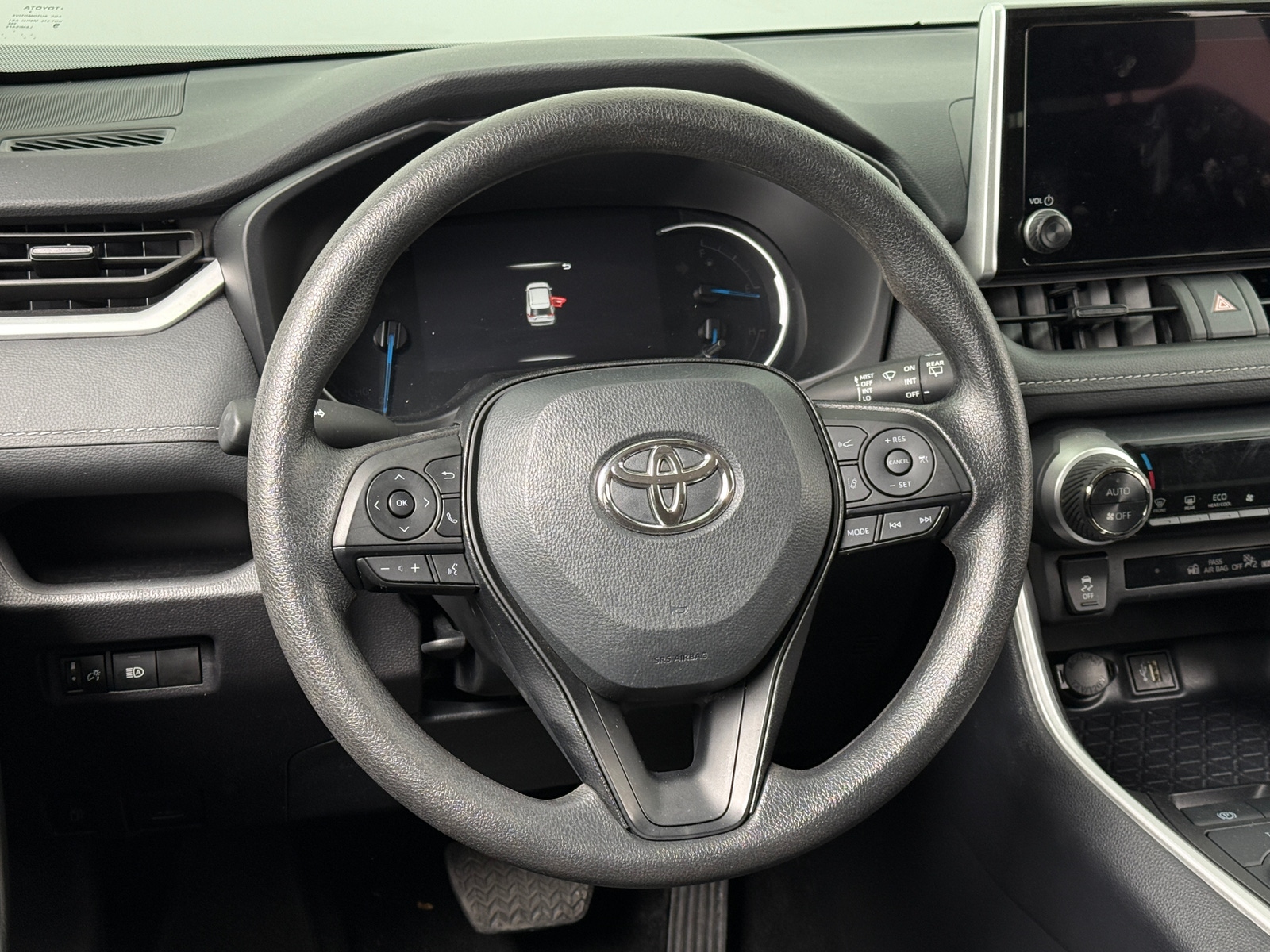 Thumbnail: 2025 Toyota RAV4 - 5