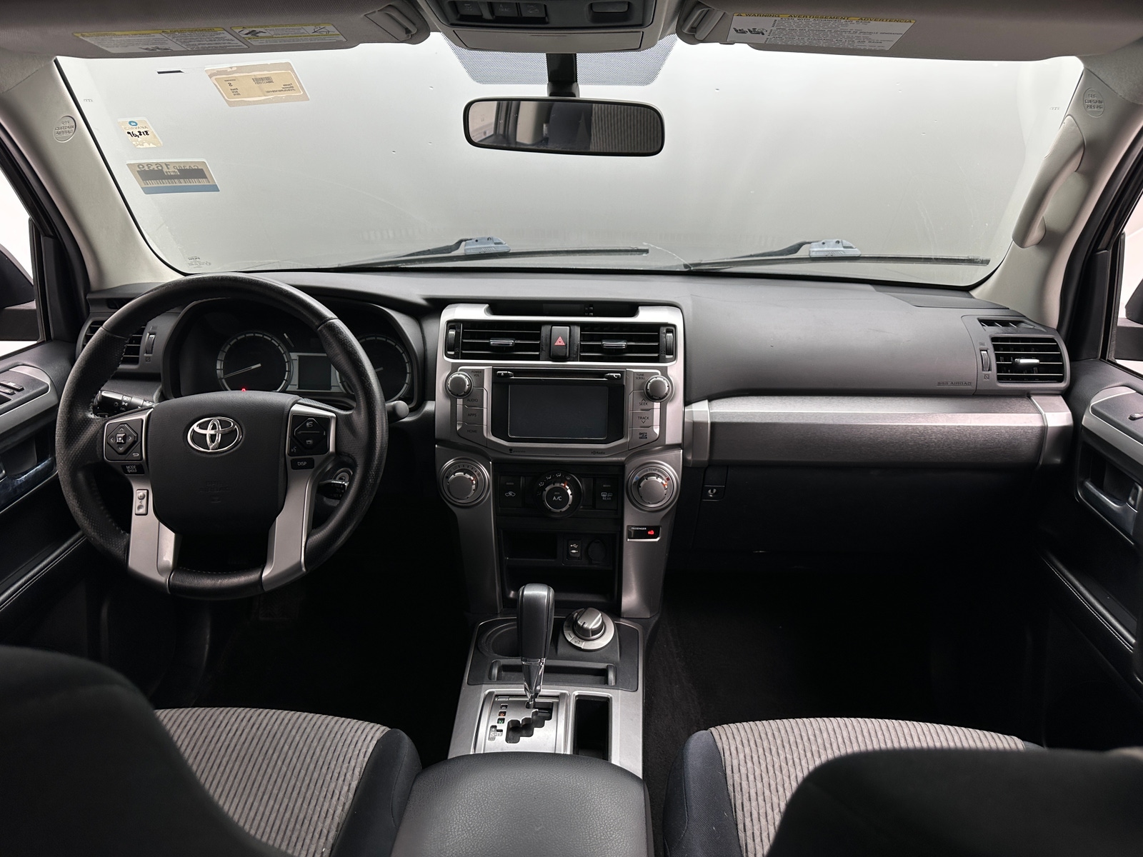 Thumbnail: 2015 Toyota 4Runner - 3
