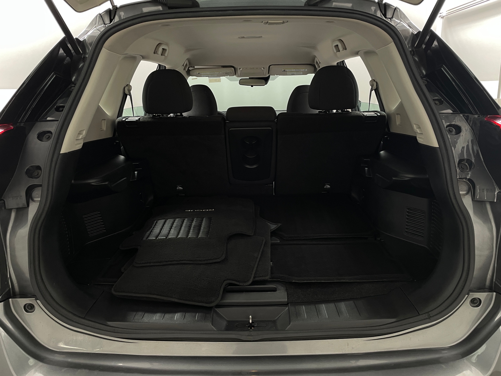 Thumbnail: 2020 Nissan Rogue - 7