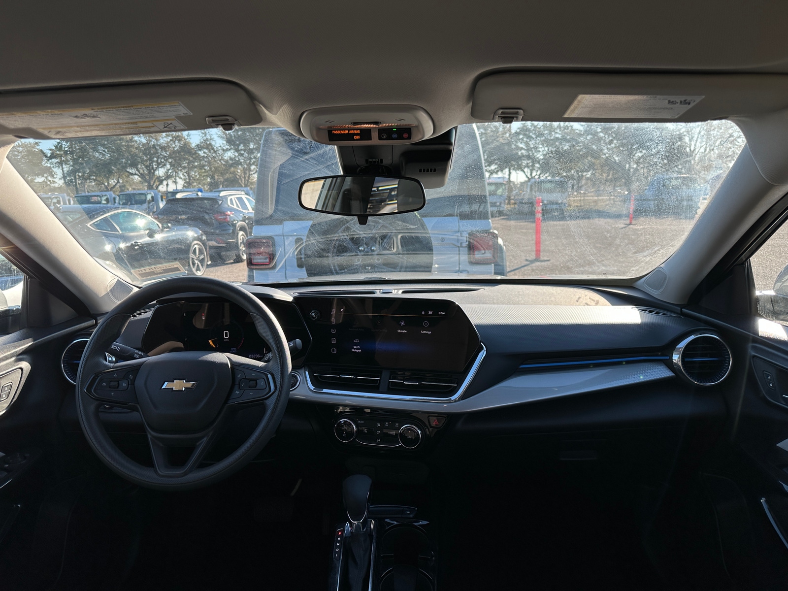 Thumbnail: 2025 Chevrolet Trax - 3