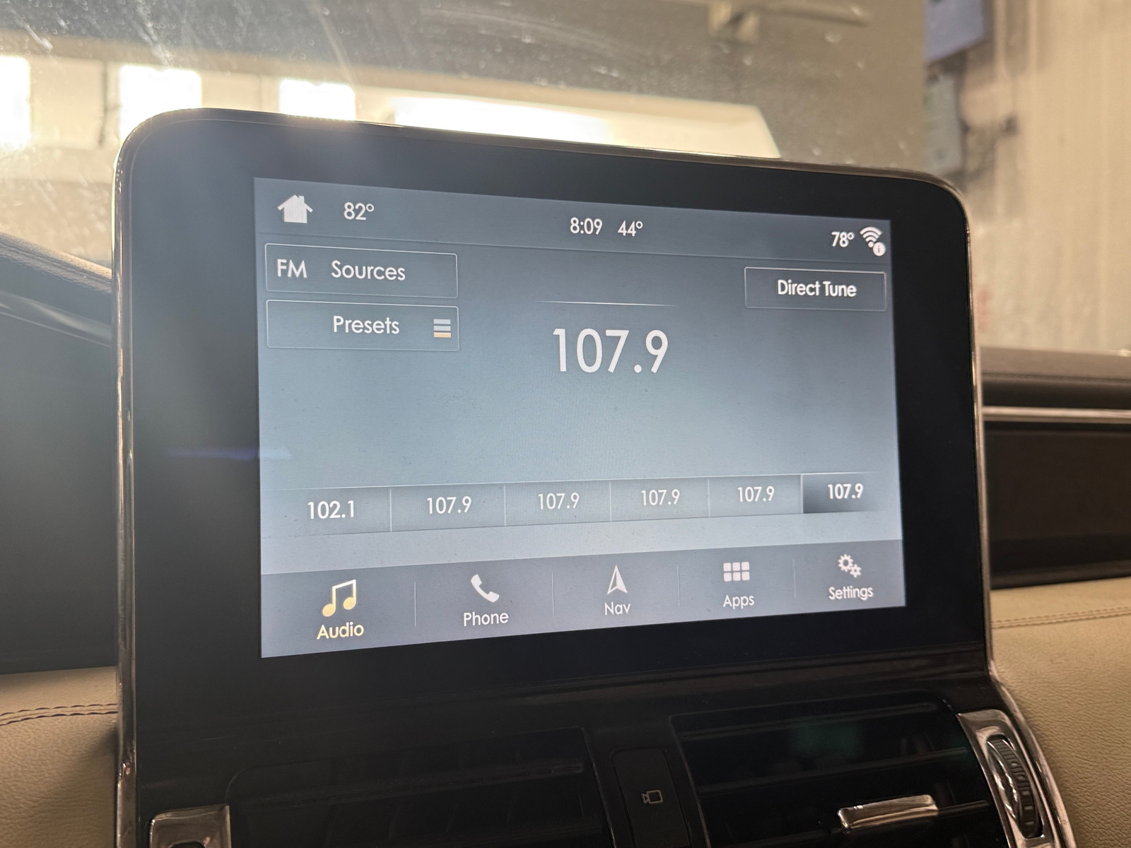 Thumbnail: 2019 Lincoln Navigator - 3