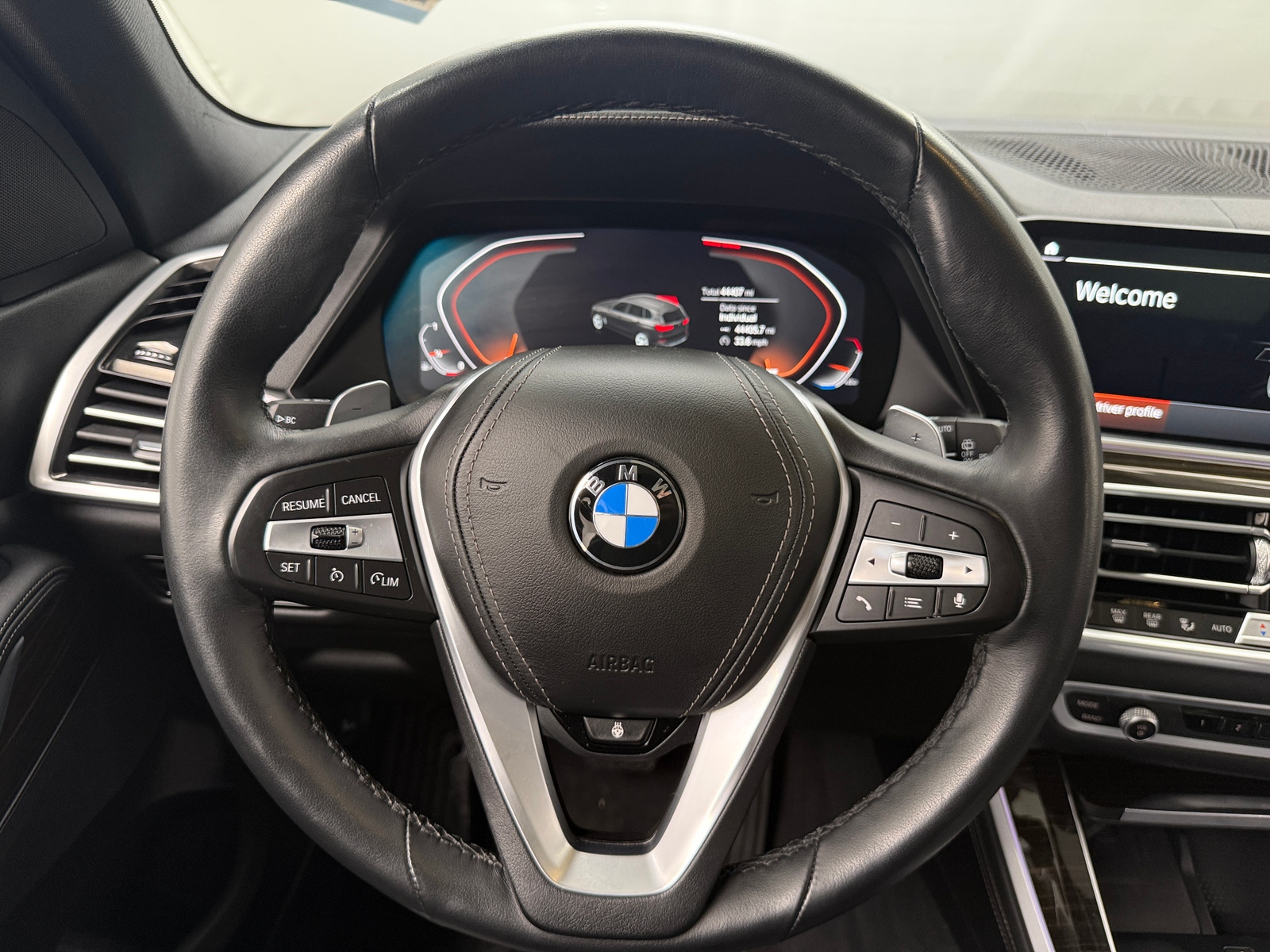 Thumbnail: 2023 BMW X5 - 4