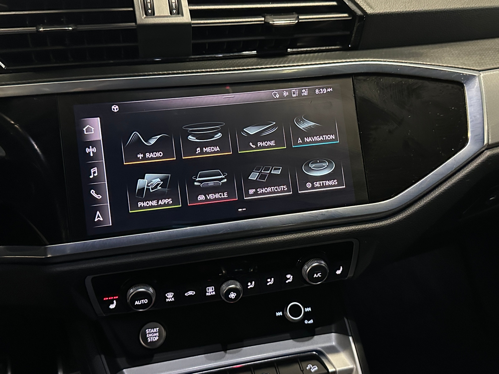 Thumbnail: 2020 Audi Q3 - 3