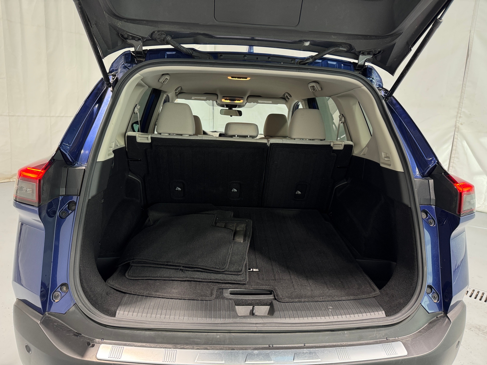 Thumbnail: 2021 Nissan Rogue - 7