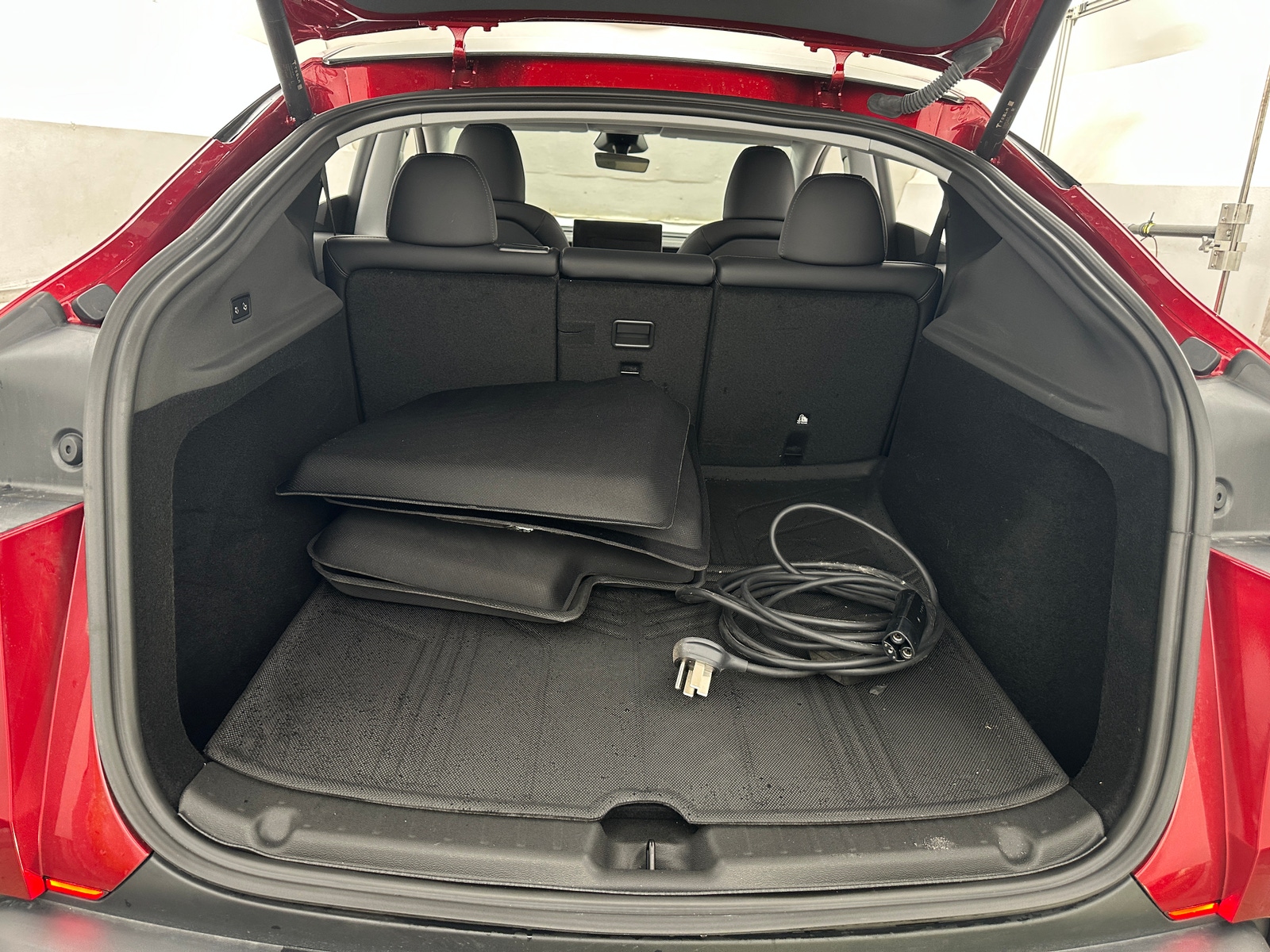 Thumbnail: 2026 Tesla Model Y - 6