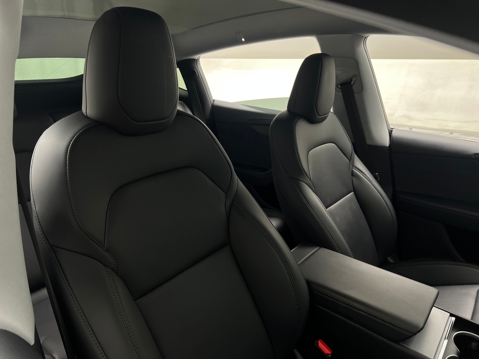 Thumbnail: 2026 Tesla Model Y - 2