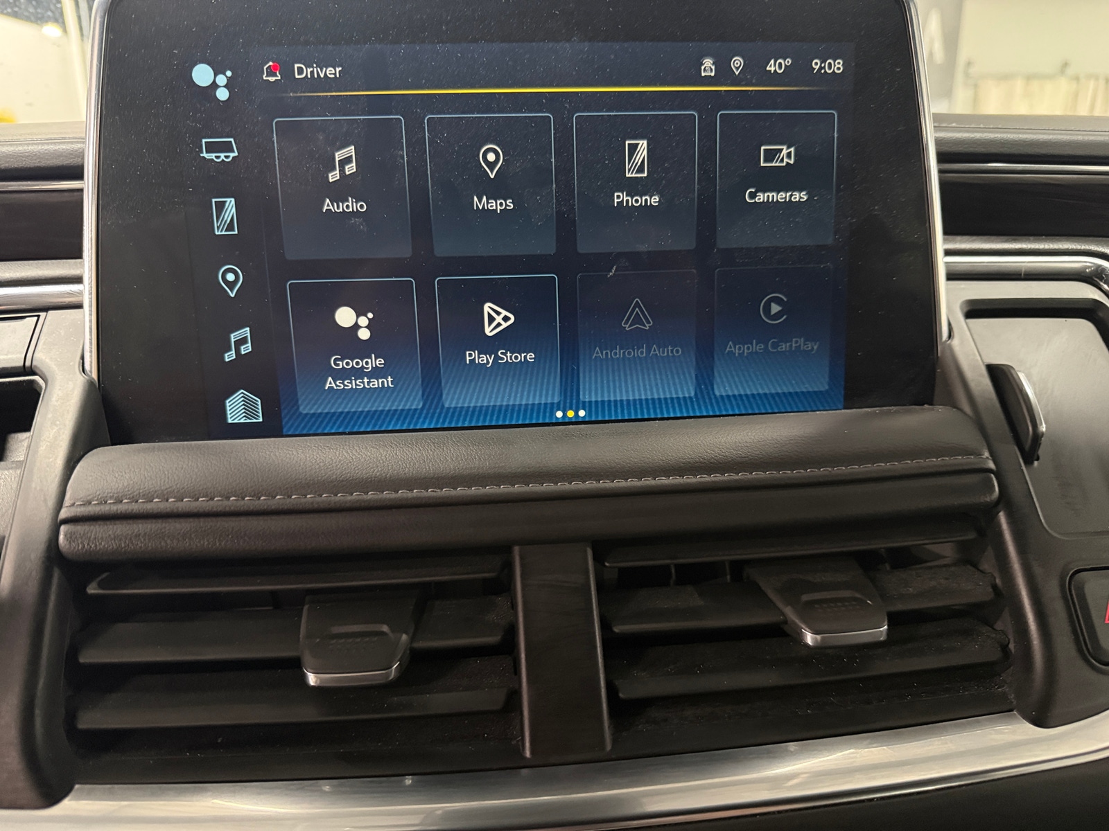 Thumbnail: 2023 Chevrolet Suburban - 3