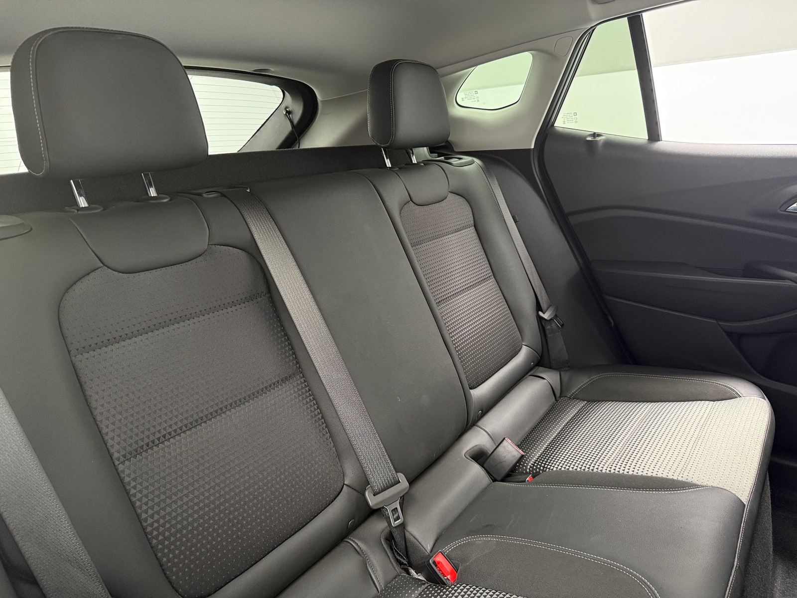 Thumbnail: 2025 Chevrolet Trax - 6