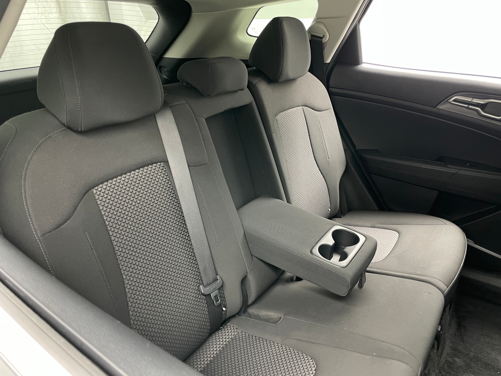 Thumbnail: 2024 Kia Sportage - 6