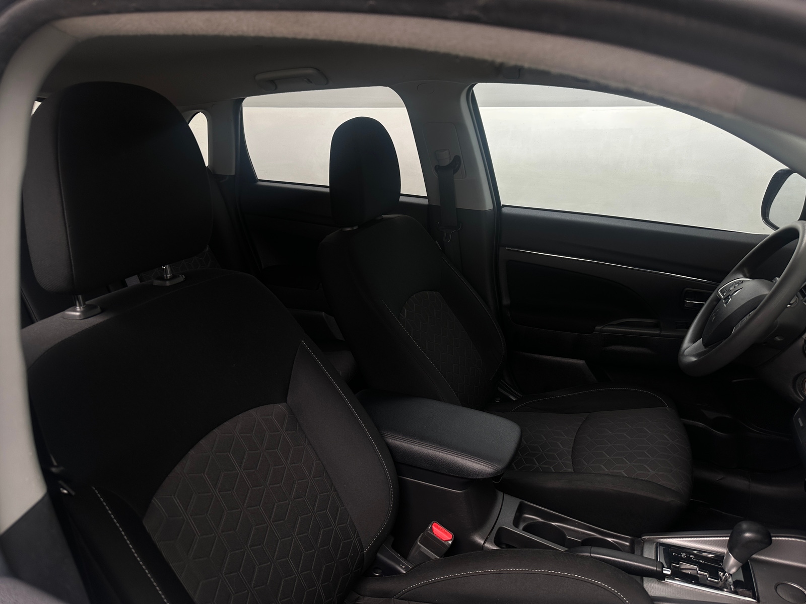 Thumbnail: 2021 Mitsubishi Outlander Sport - 2