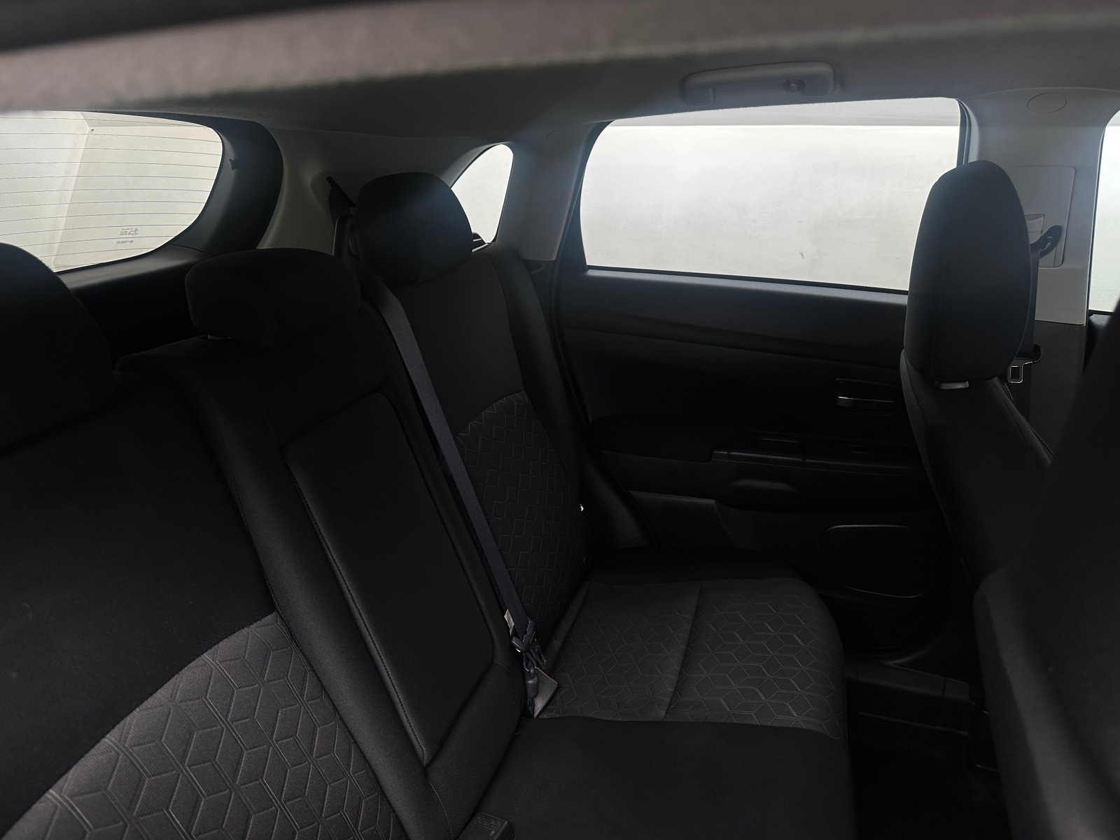 Thumbnail: 2021 Mitsubishi Outlander Sport - 6