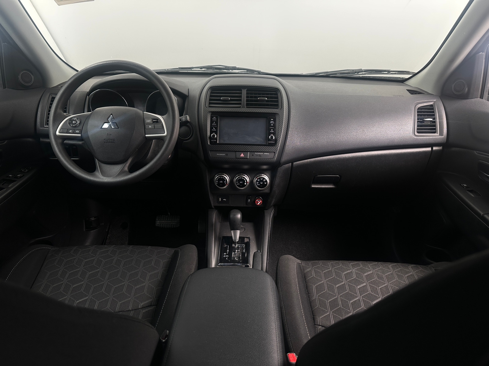 Thumbnail: 2021 Mitsubishi Outlander Sport - 3