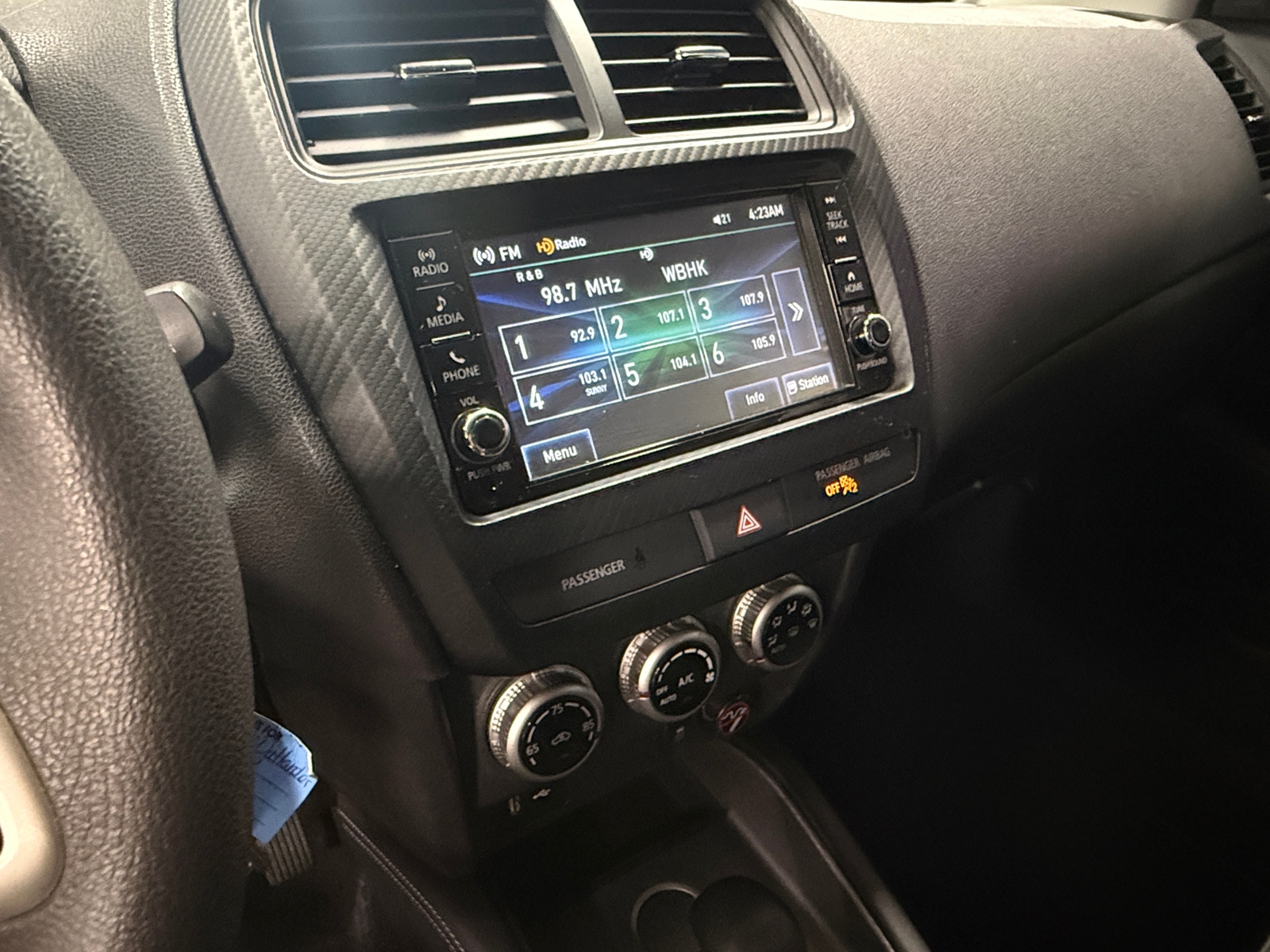 Thumbnail: 2021 Mitsubishi Outlander Sport - 4