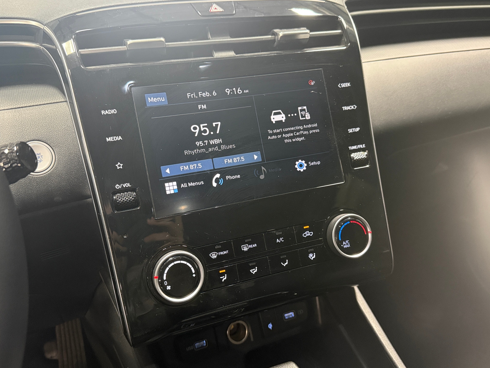 Thumbnail: 2023 Hyundai Santa Cruz - 4