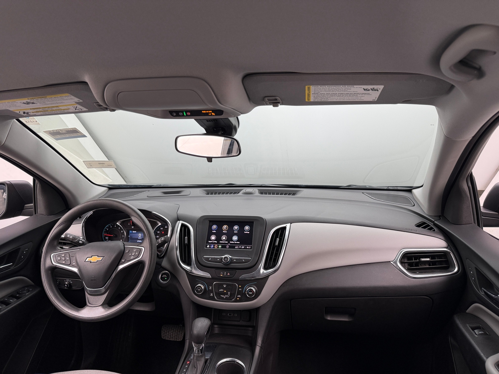 Thumbnail: 2023 Chevrolet Equinox - 3