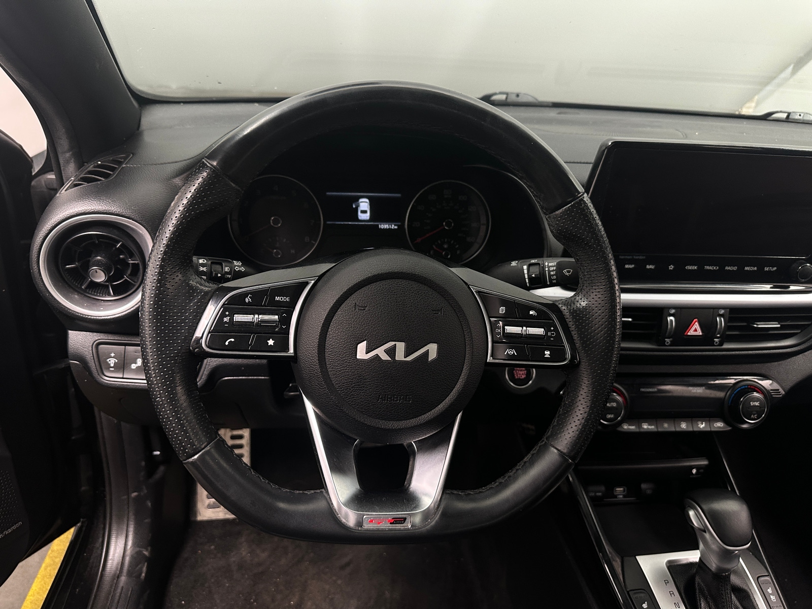 Thumbnail: 2022 Kia Forte - 5