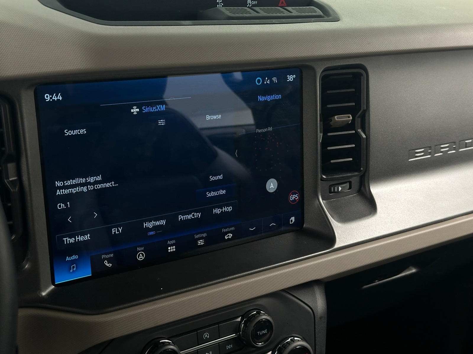 Thumbnail: 2024 Ford Bronco - 3