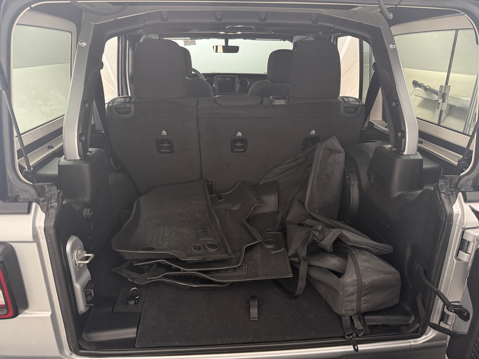 Thumbnail: 2023 Jeep Wrangler - 7