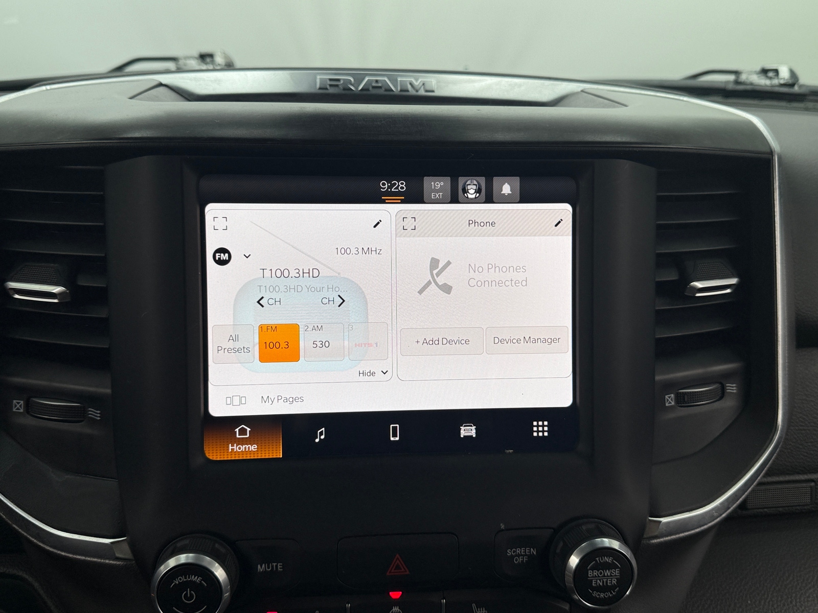 Thumbnail: 2024 RAM 1500 - 4