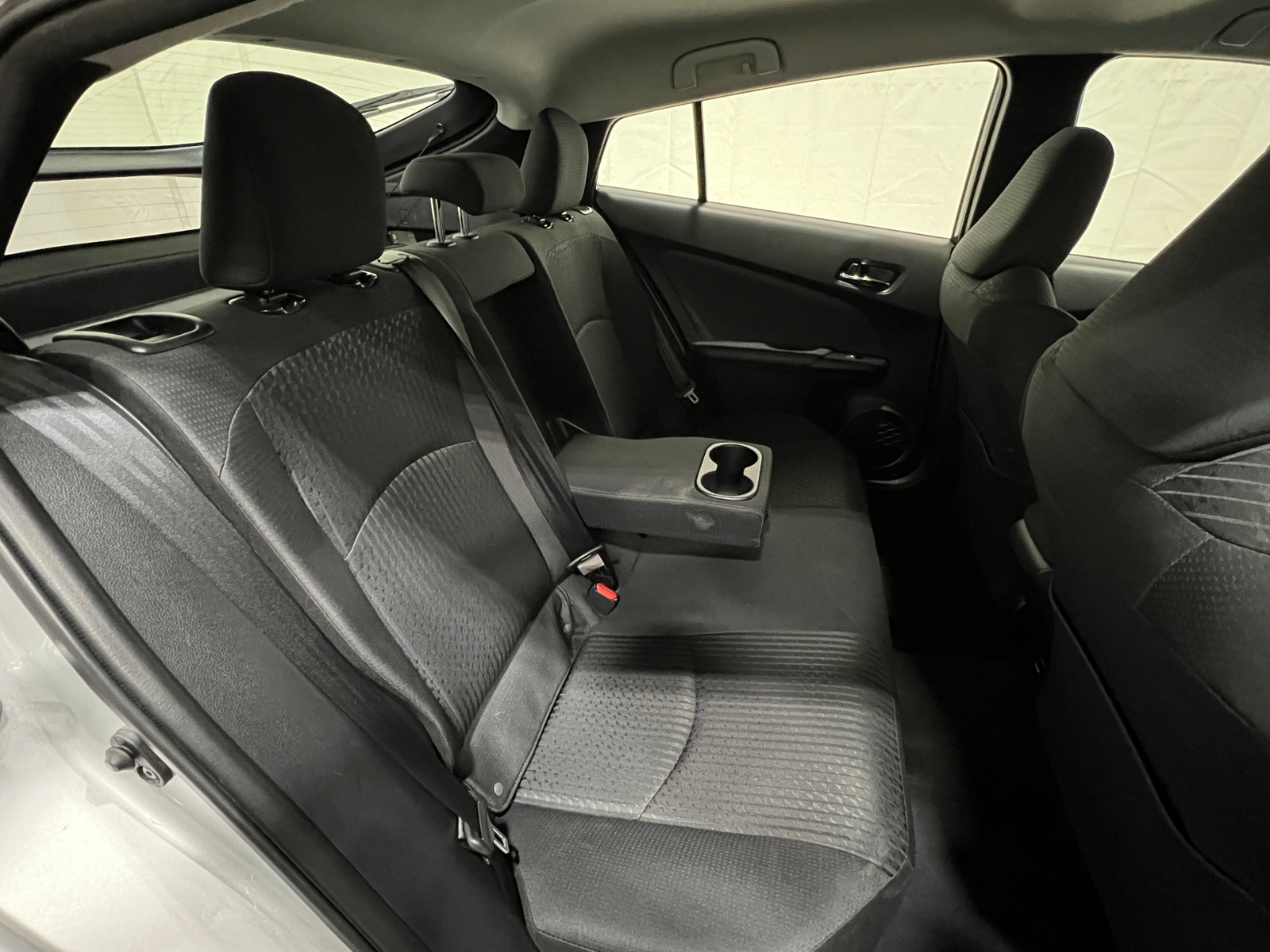 Thumbnail: 2016 Toyota Prius - 6