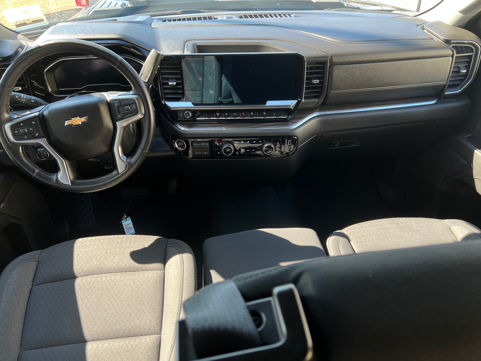 Thumbnail: 2024 Chevrolet Silverado 3500 - 3