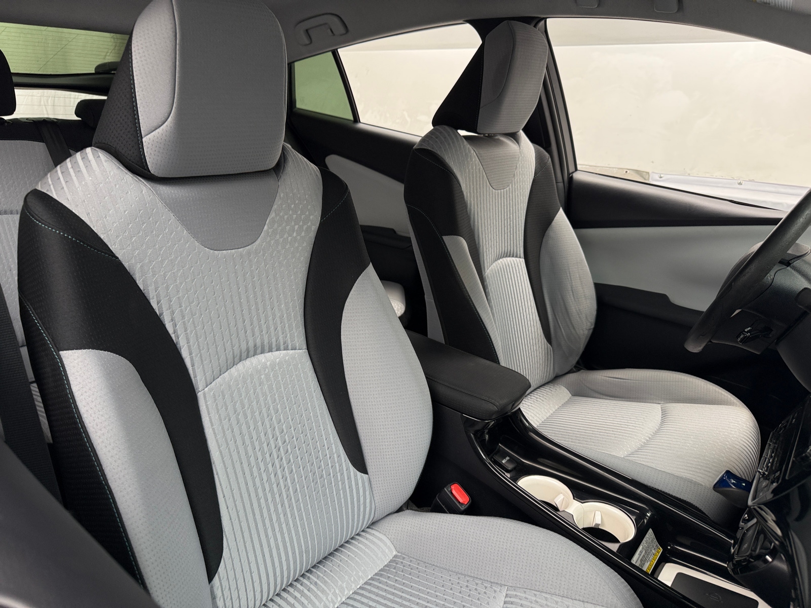 Thumbnail: 2017 Toyota Prius - 2