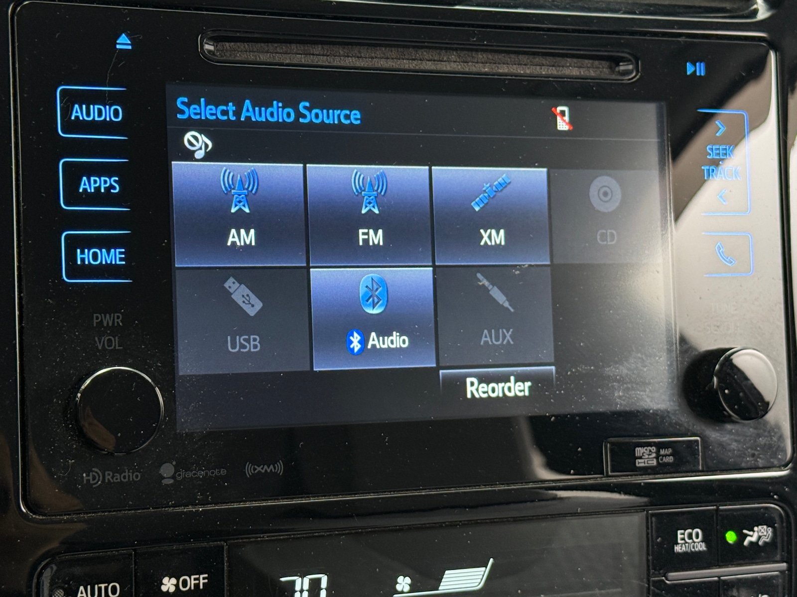 Thumbnail: 2017 Toyota Prius - 4