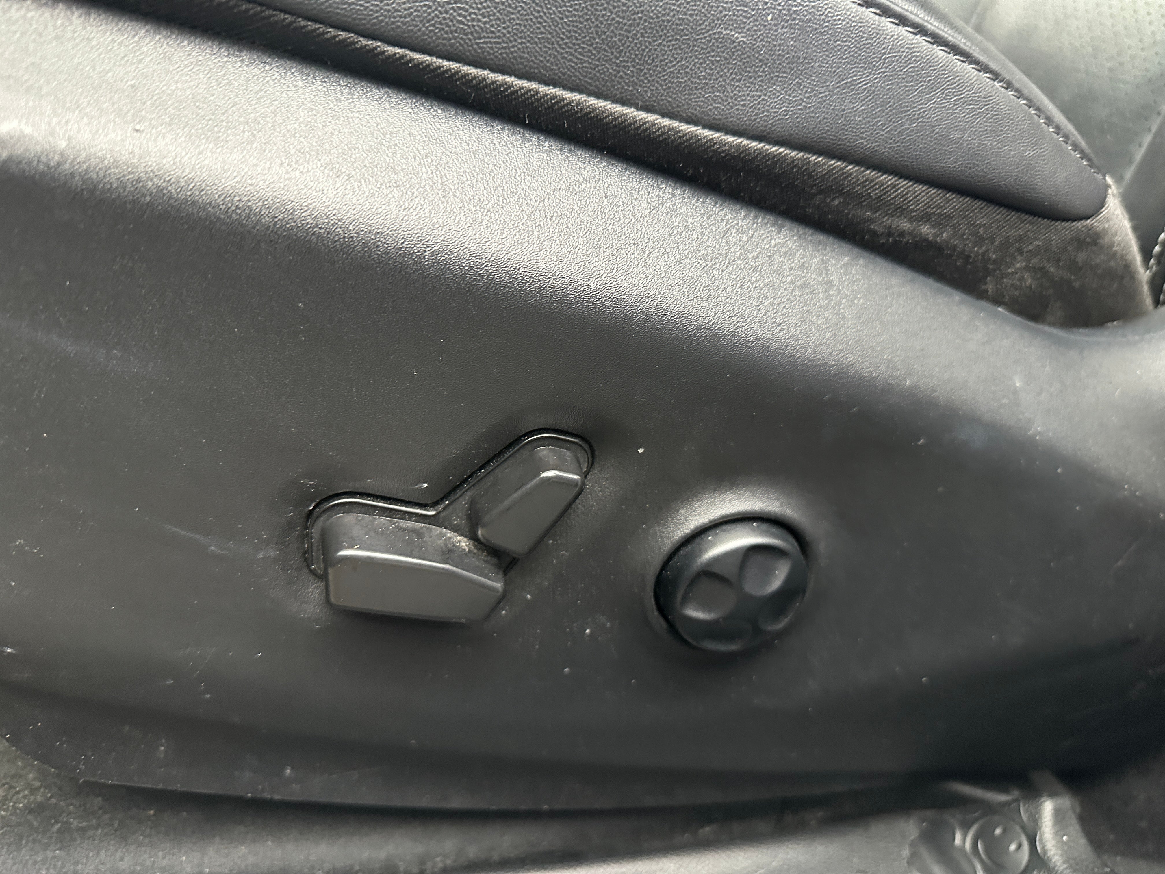 2024 Chrysler Pacifica PHEV